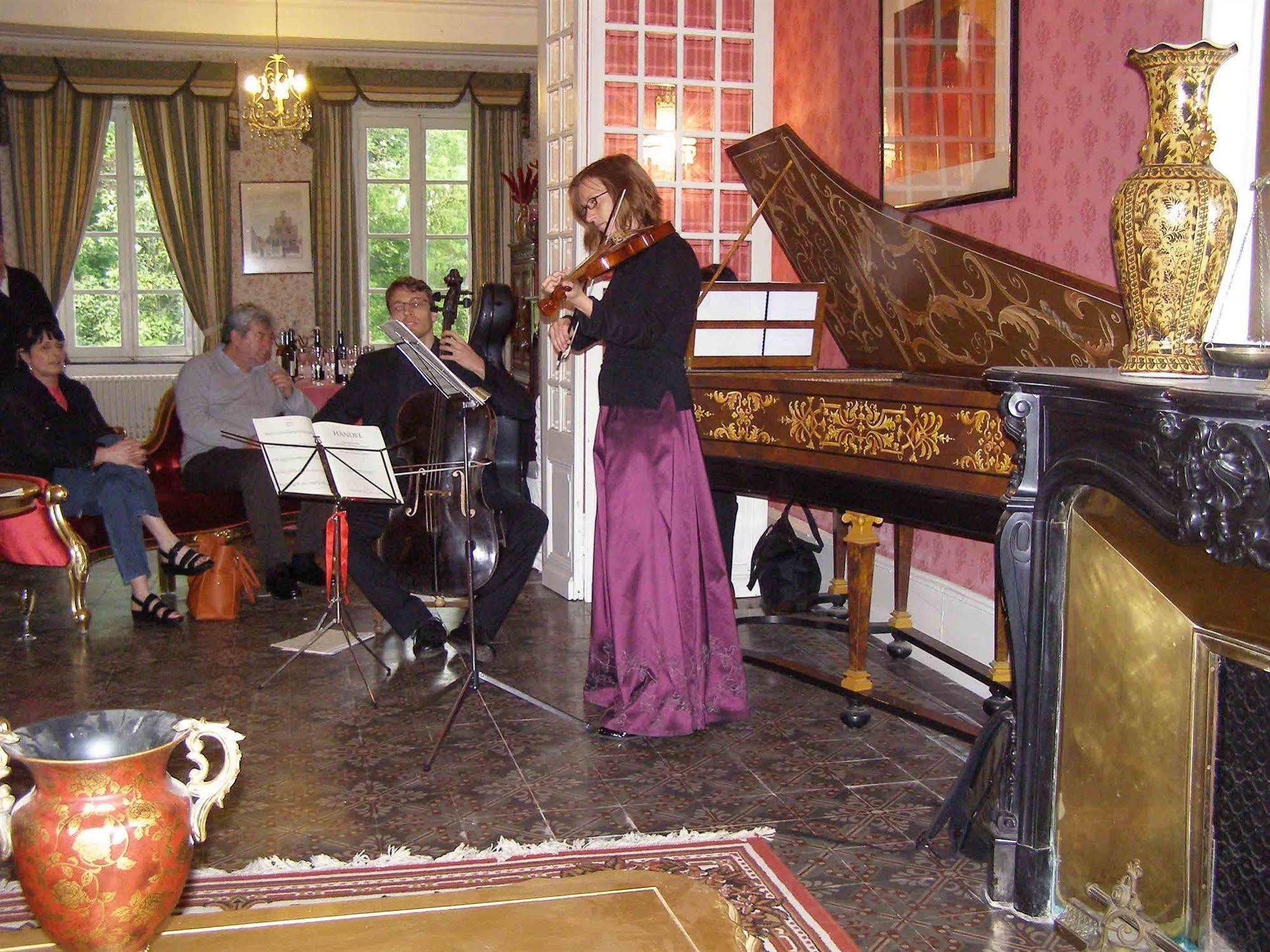 Le Relais Du Silence Chateau Lavail Labastide-dʼAnjou Eksteriør billede