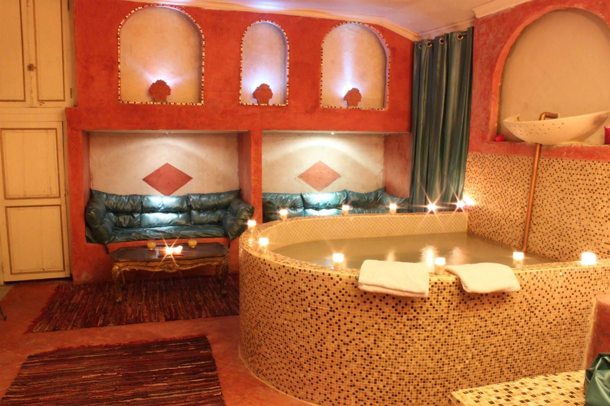 Le Relais Du Silence Chateau Lavail Labastide-dʼAnjou Eksteriør billede